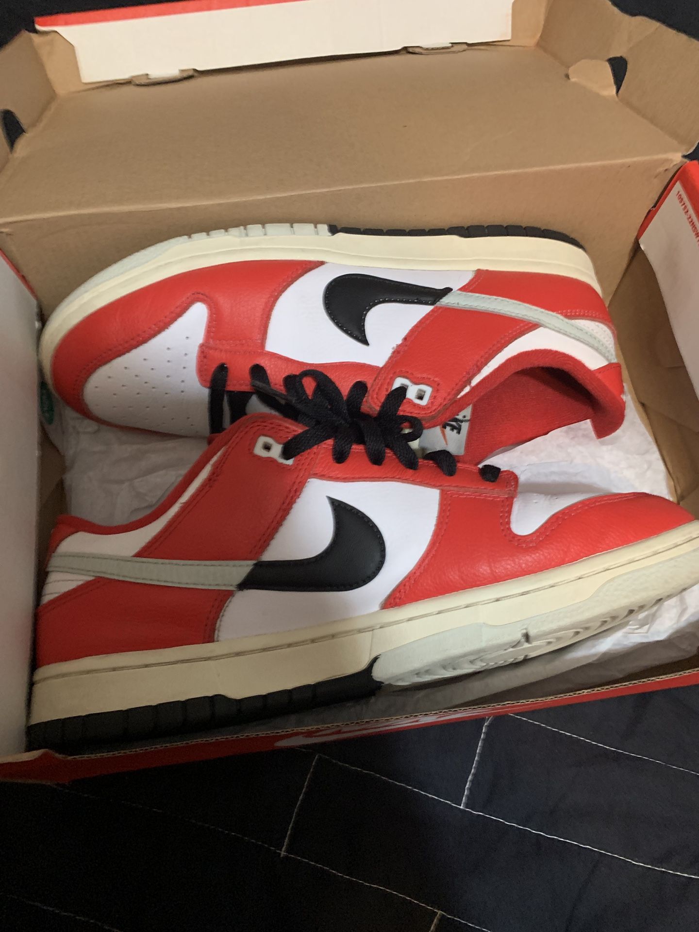 Nike Dunks Reverse Chicago With Replacement Box