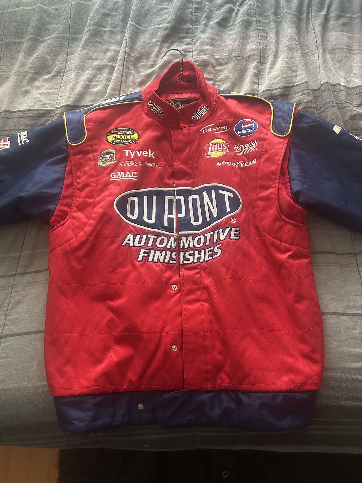 Jeff Gordon DuPont NASCAR Jacket size L