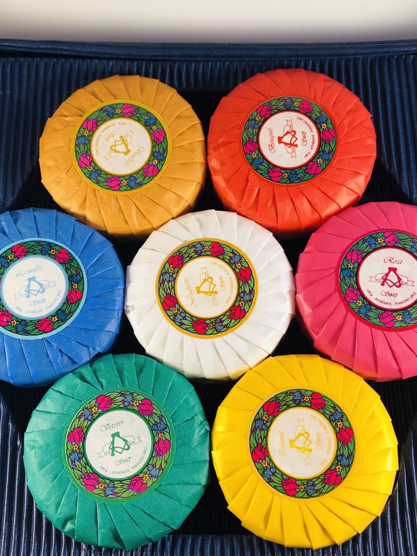 Brand New Italian Soap Set Of 7