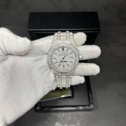 💎 Luxury Moissanite Watch - Outshines Diamond 💎 