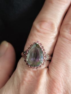925 Stamped Silver Ring With Large Color Change Tear Drop Center Stone And Pink Round Brilliant Accent Stones! Must See! 