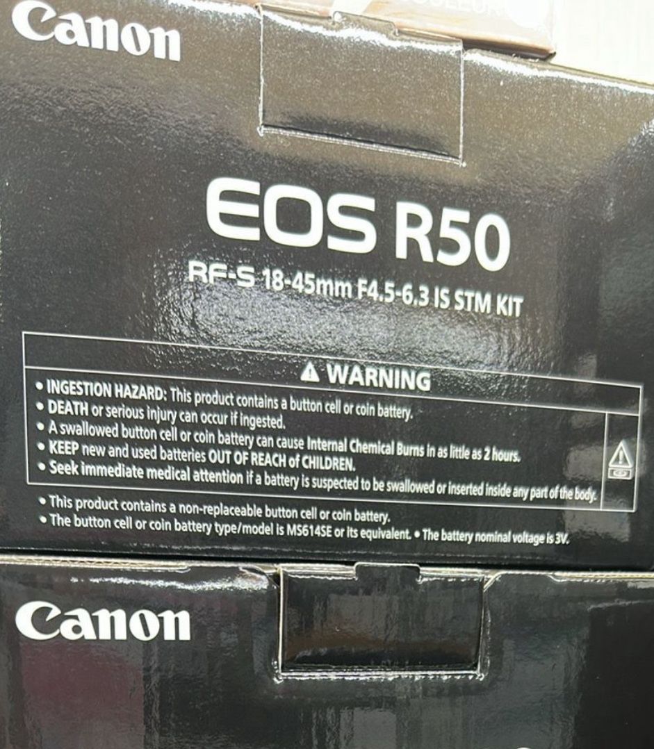 Canon EOS R50 Mirrorless Camera with 18-45mm Lens (Black)