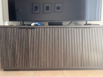Sideboard/media center