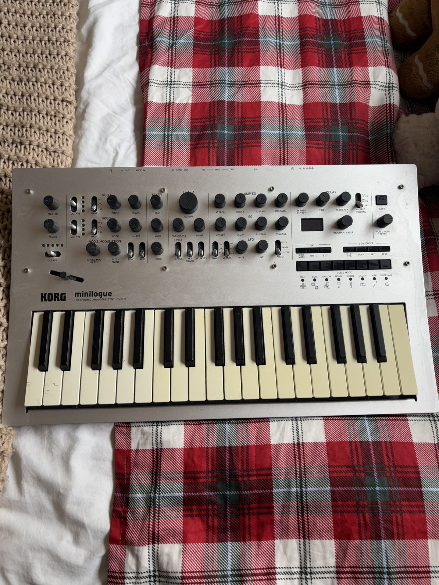 KORG minilogue Polyphonic Analog Synthesizer