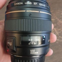 Canon 100mm 1:2 Dslr Camera Lens For Sale 