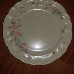Pfaltzgraff Tea Rose Plate