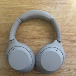 Sonys Headphones