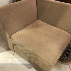 Lillian August Essentials Corner Module