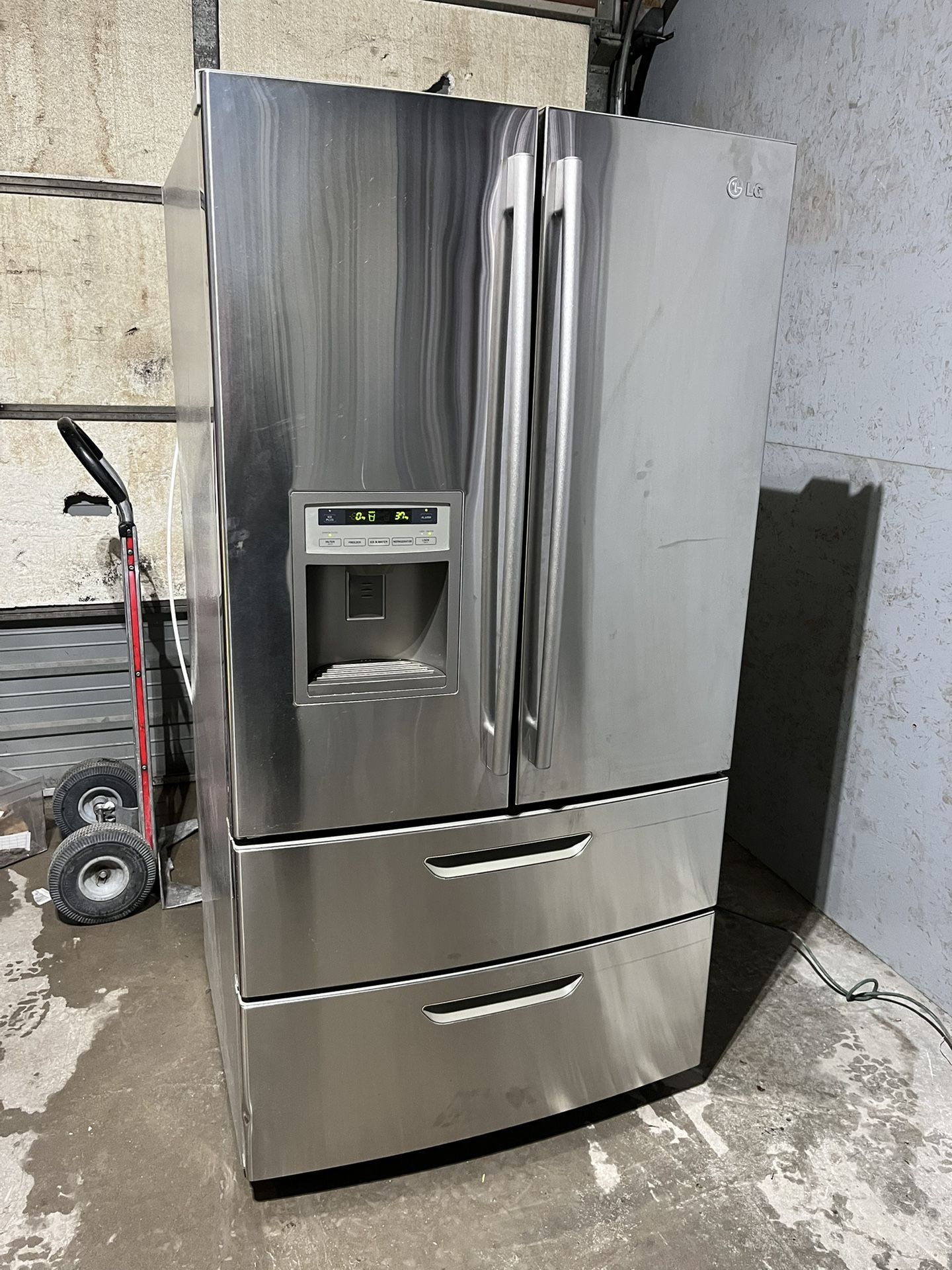 LG / Refrigerator /  Four-Door Stainless Steel / Clean Working! Free Delivery 🚚 