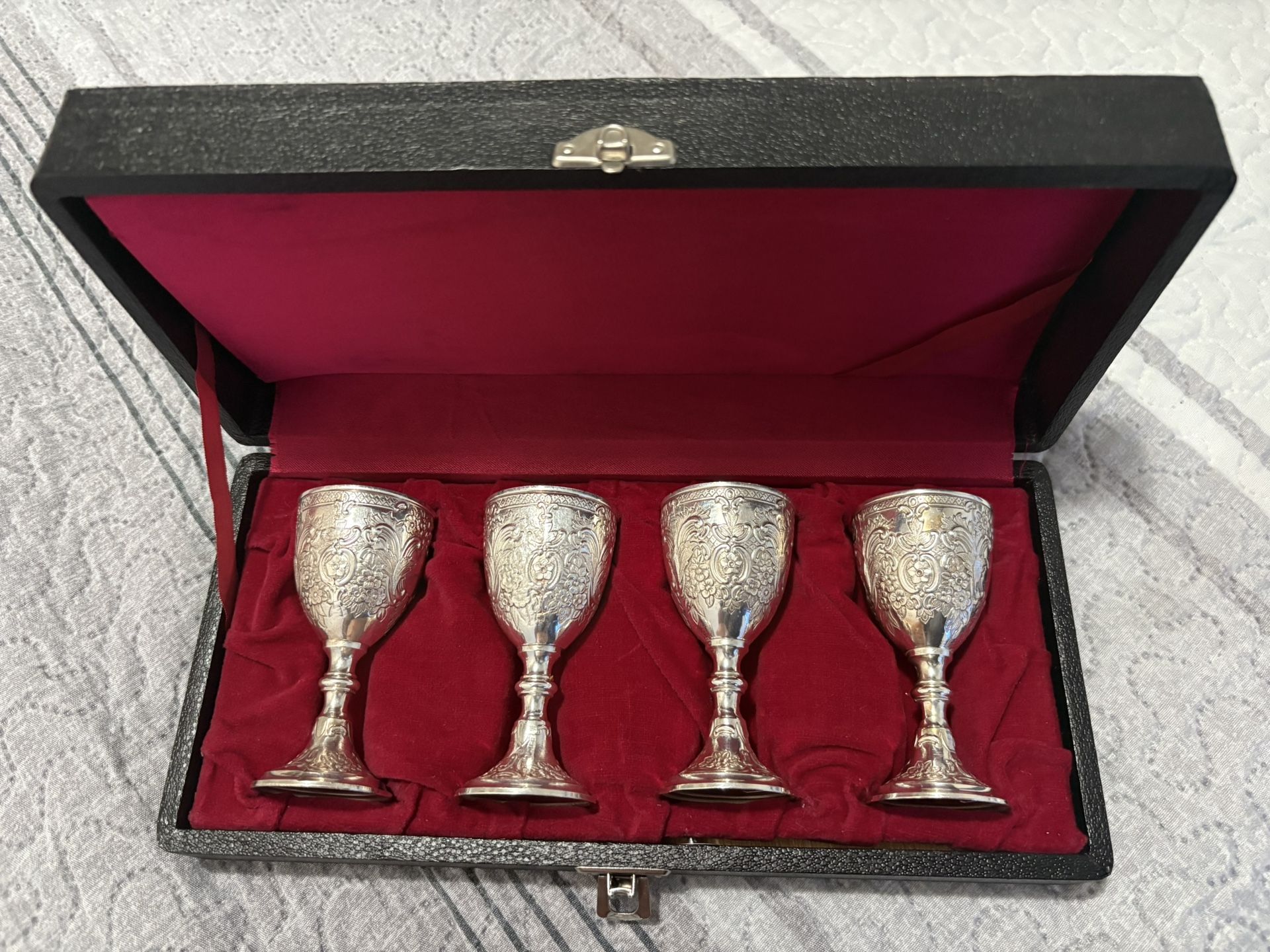 4 Vintage Silver Plated Goblets 3.5" Tall in Case Made in Japan