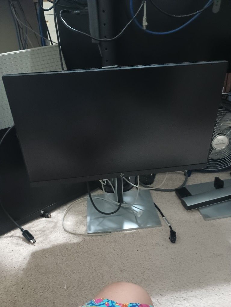 HP Monitors