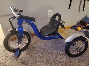 Photo Schwinn Roadster Trike 12 Blue Kid Bike
