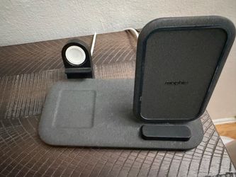 Belkin iPhone / Apple Watch / AirPods charger