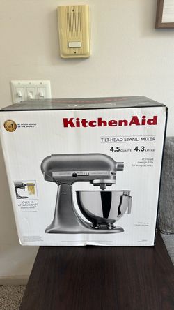 KitchenAid tilt head stand mixer