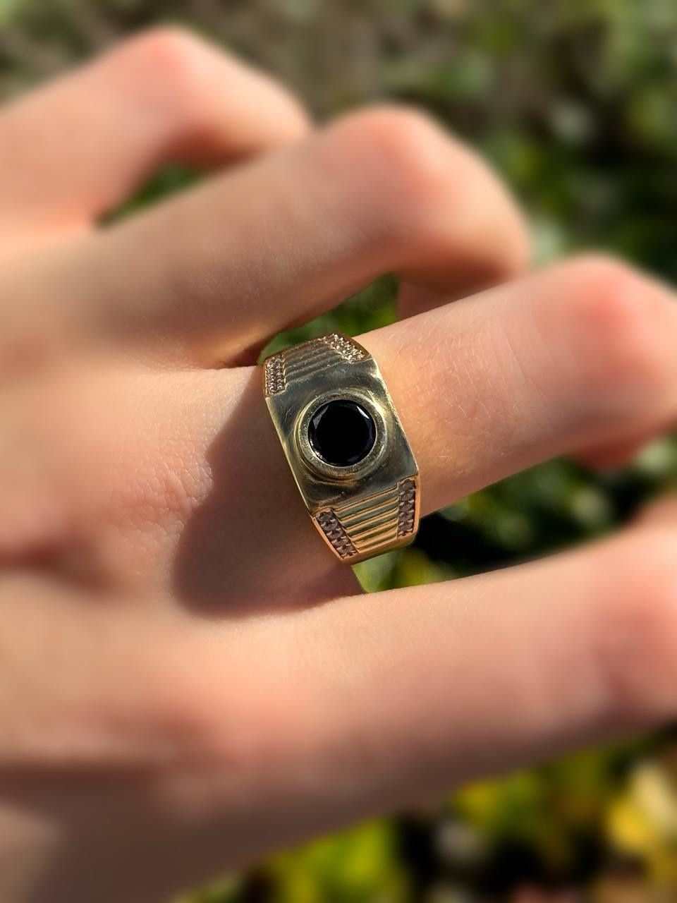 Jewelry 14k solid yellow gold diamonds Onyx 1.70CTW ring size 12.50