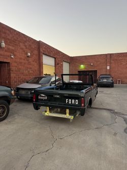 Ford bronco Frame off roller