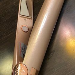 Tyme Hair Straightner