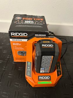 RIDGID 18V 4.0 Ah MAX Output Starter Kit with Rapid Charger