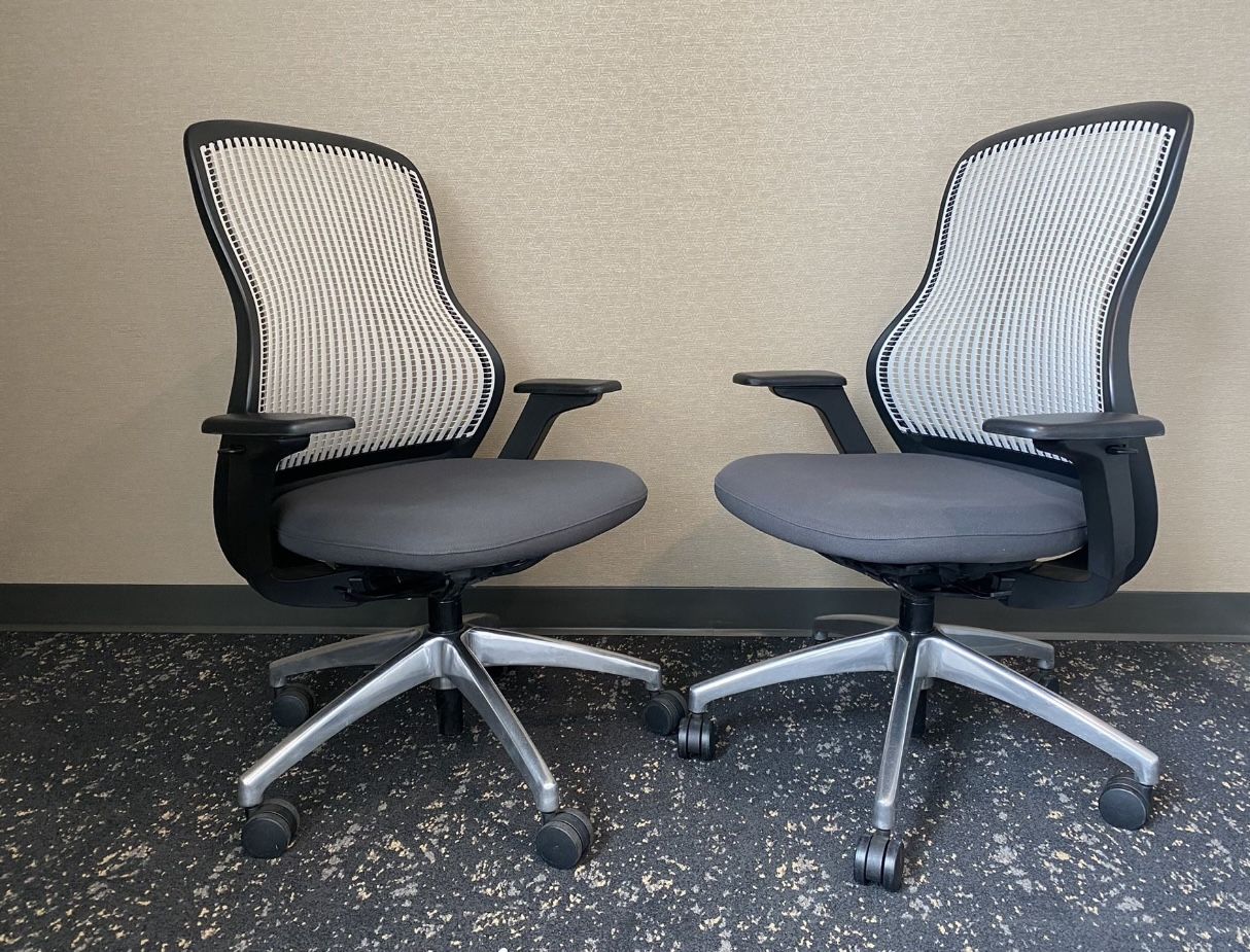 Knoll Generation Fully Adjustable Model Ergonomic Office Chair