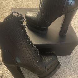 Boot heels azalea Wang 