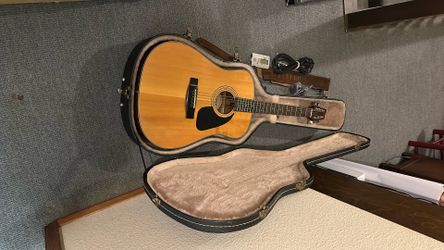 Samick SW210S Electric Acoustic Guitar in Hard Case Korg Tuner Leather Strap