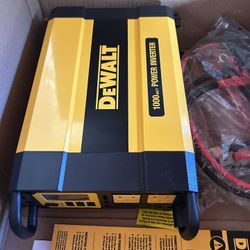 New DEWALT 1000-Watt Portable Car Power Inverter with Triple USB Ports