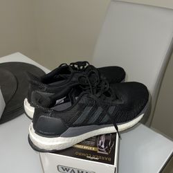  New Adidas Ultra Boost Men’s Size 10