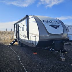 Salem Hemisphere Lite Trailer