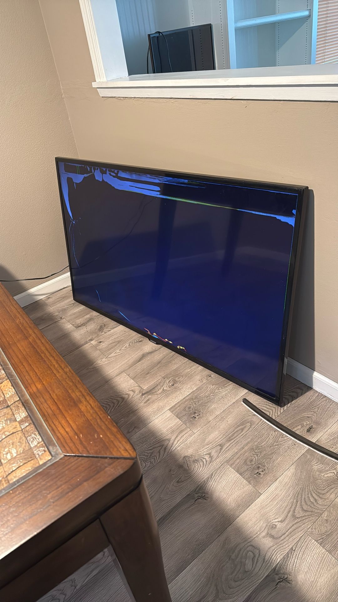 Flat 70” Samsung TV