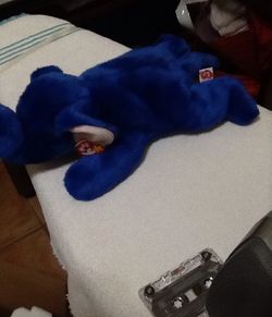 Ty peanut the buddy beanie baby royal blue
