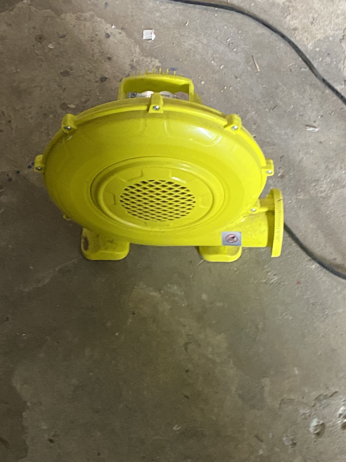 Fan For Paint Booth Or Balloon House $20