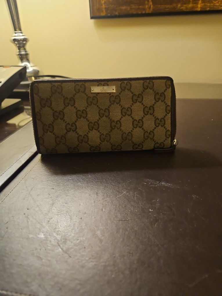 Gucci Wallet