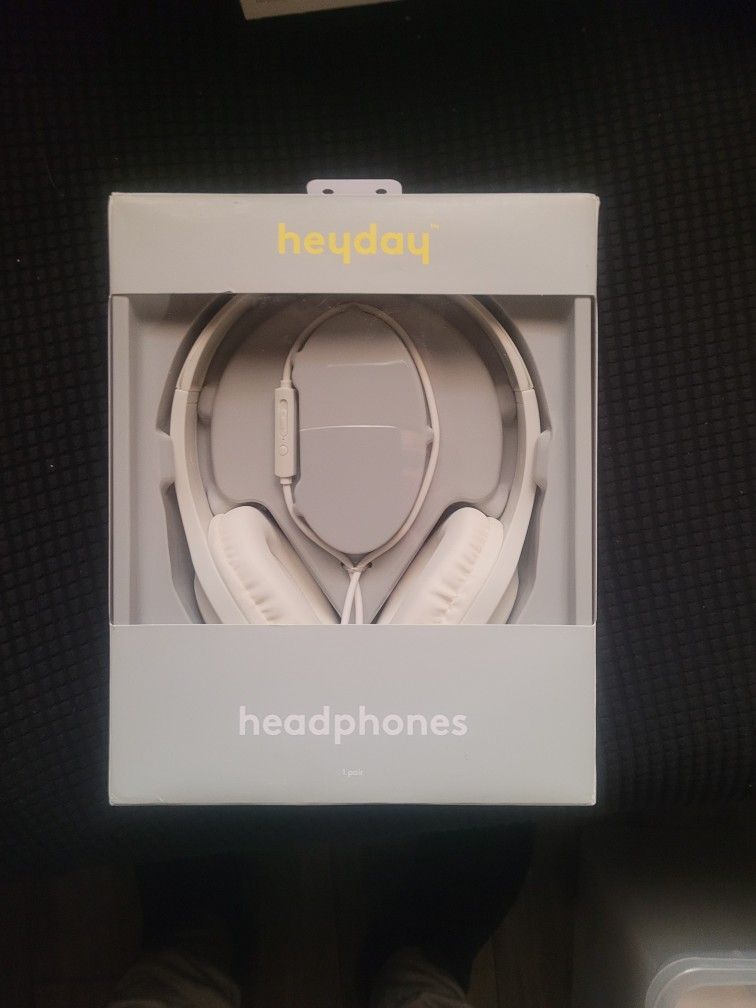 Heyday Wired Headphones