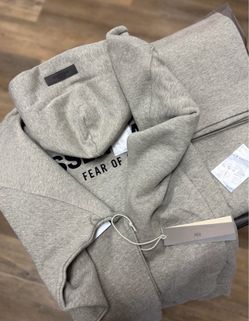 Essentials Grey Set