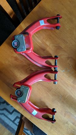 Skunk upper control arms