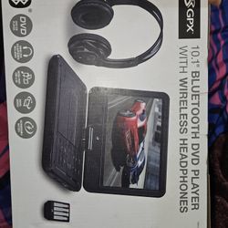 GPX 10.1" Bluetooth DVD Player 