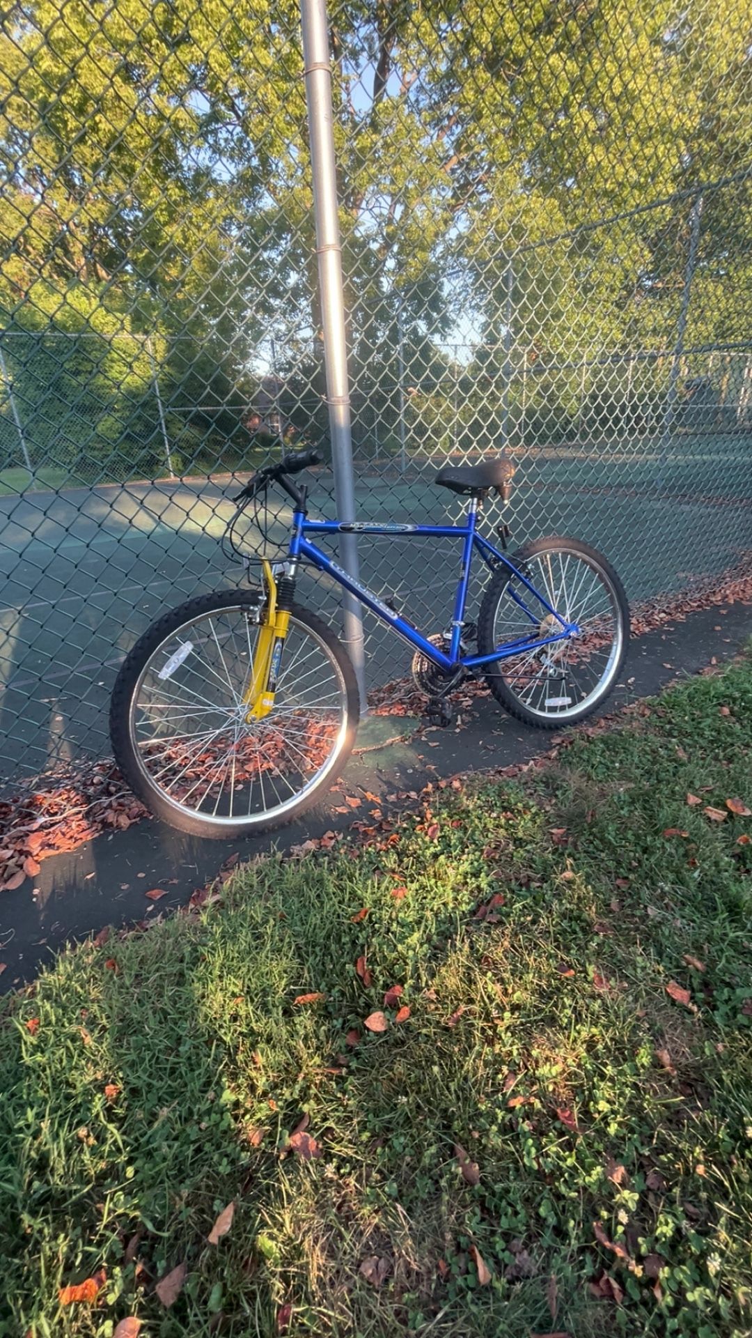 Maximum Terrain 18 Speed ATB , Thruster