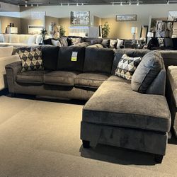 Grey 2PC Chaise Sectional Couch