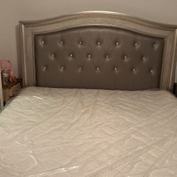 Champagne Diamond Bed