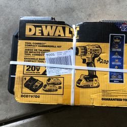 Brand New DeWalt Hammer Drill Kit