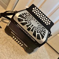 .Hohner Compadre-Accordion-Toño De Sol (GCF).