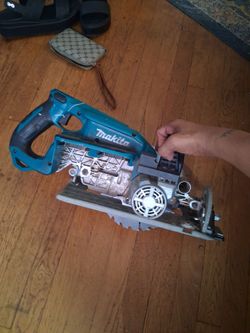 Makita Cordless Circular Saw Tool Only