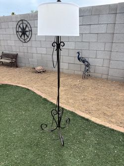 Metal lamp with shade