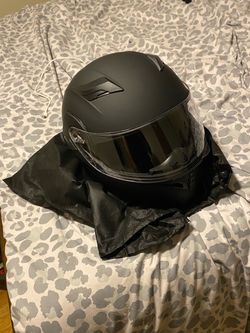 Matte Black Motorcycle Helmet (L)