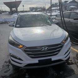 2017 Hyundai Tucson 113747 Miles