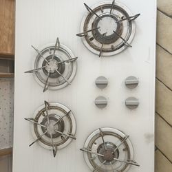 Thermador Range Too