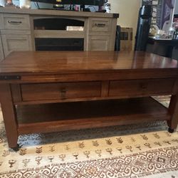 Coffee Table On Wheels 