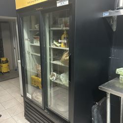 Refrigerator Commercial 