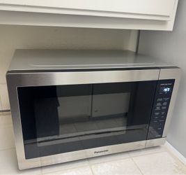 MICROWAVE PANASONIC