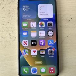 iPhone X 256 GB Unlocked $90